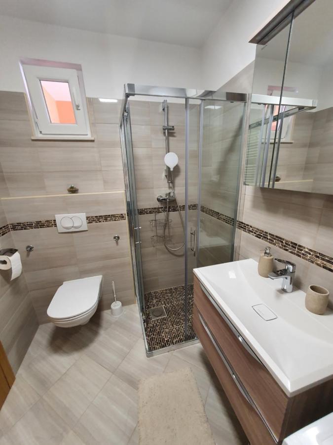 Apartma Maja, Mateja โคเปร์ ภายนอก รูปภาพ